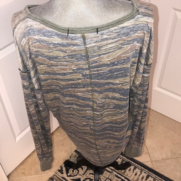 NWT Free people camo  long sleeve tee - Picture 8 of 8